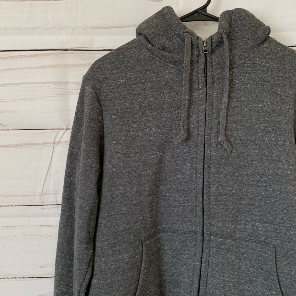 Women’s Uniqlo Zip-up Hoodie